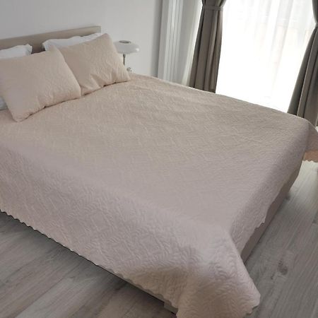 Simo Velier Residence Mamaia Eksteriør billede