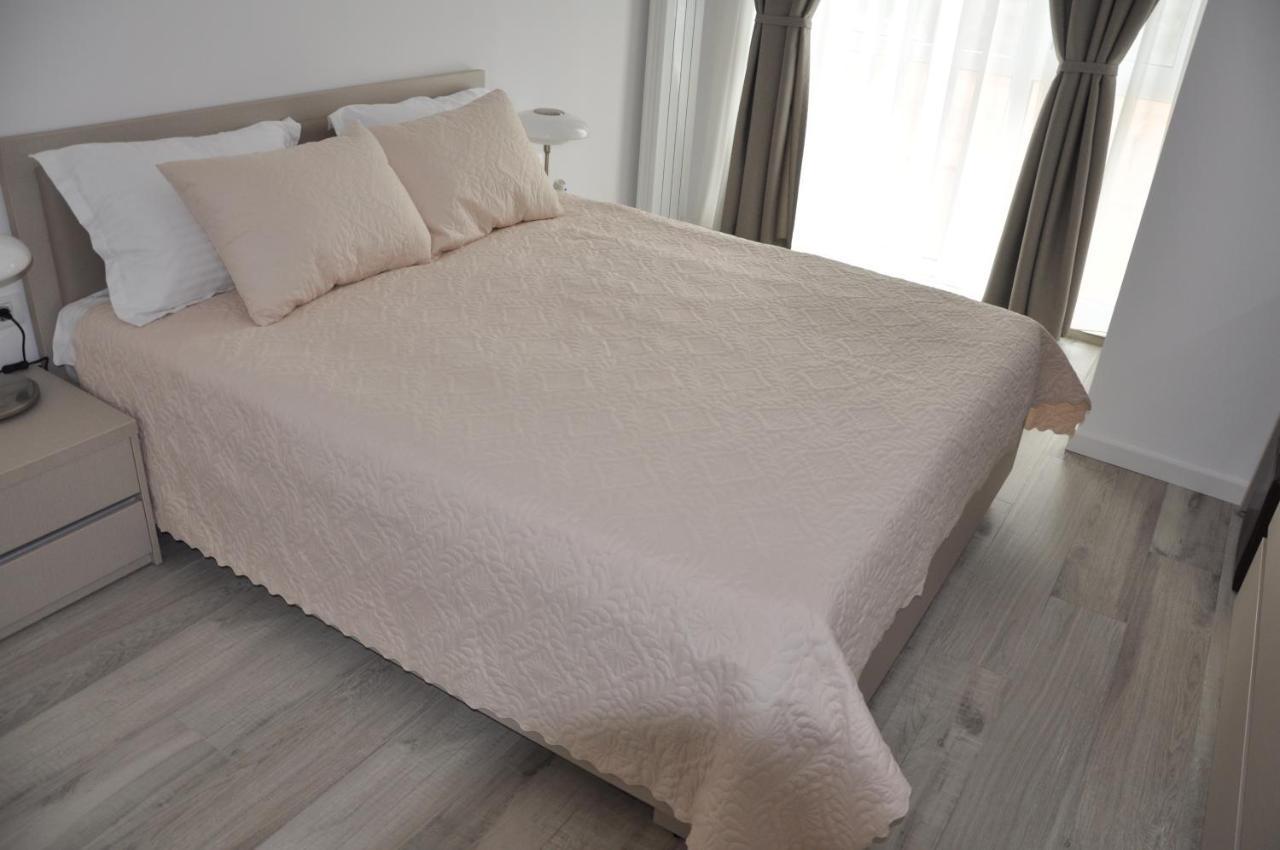 Simo Velier Residence Mamaia Eksteriør billede